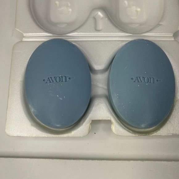 Avon Vintage United States 1776 Bicentennial 1976 Glass Plate and 2pc Soap Set - Picture 6 of 11